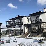Paroraia Hotel Ángistron