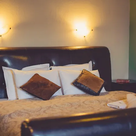 Paroraia 3* Ángistron