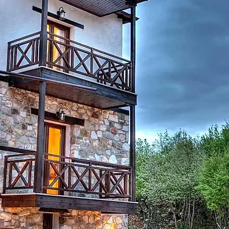Otel Paroraia Ángistron