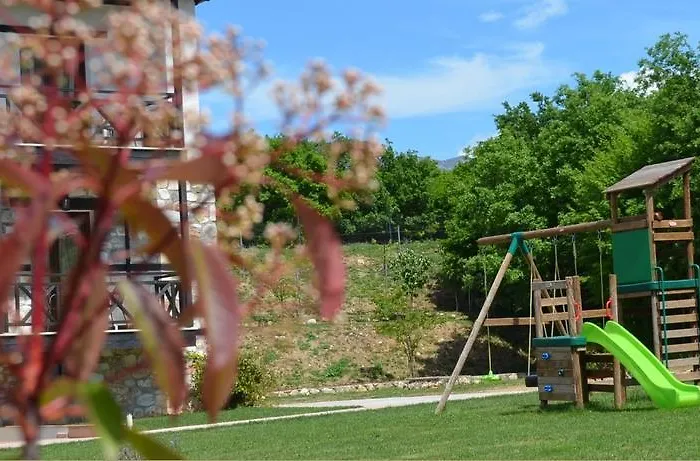 Paroraia 3* Ángistron