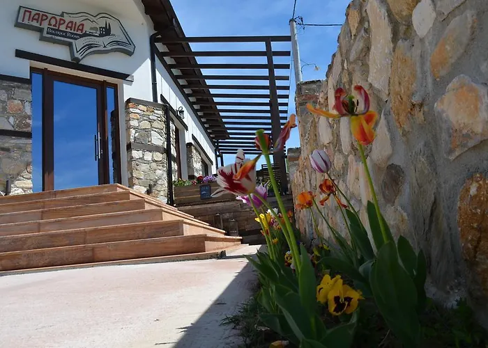 Hotel Paroraia Ángistron